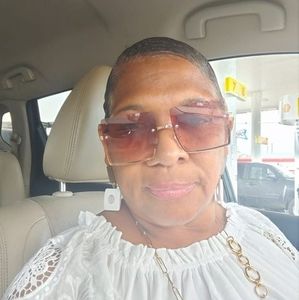 Meet your Posher, Marilyn